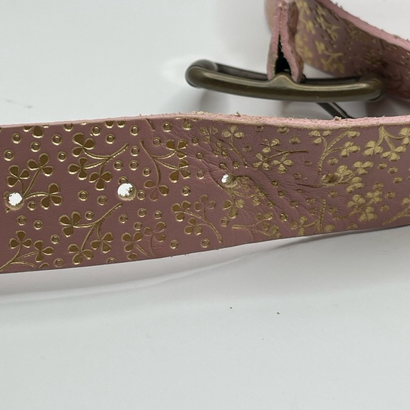 Gap Pink Genuine Cow Leather Belt w/ Gold Floral Pattern Sz XL - Picture 6 of 10